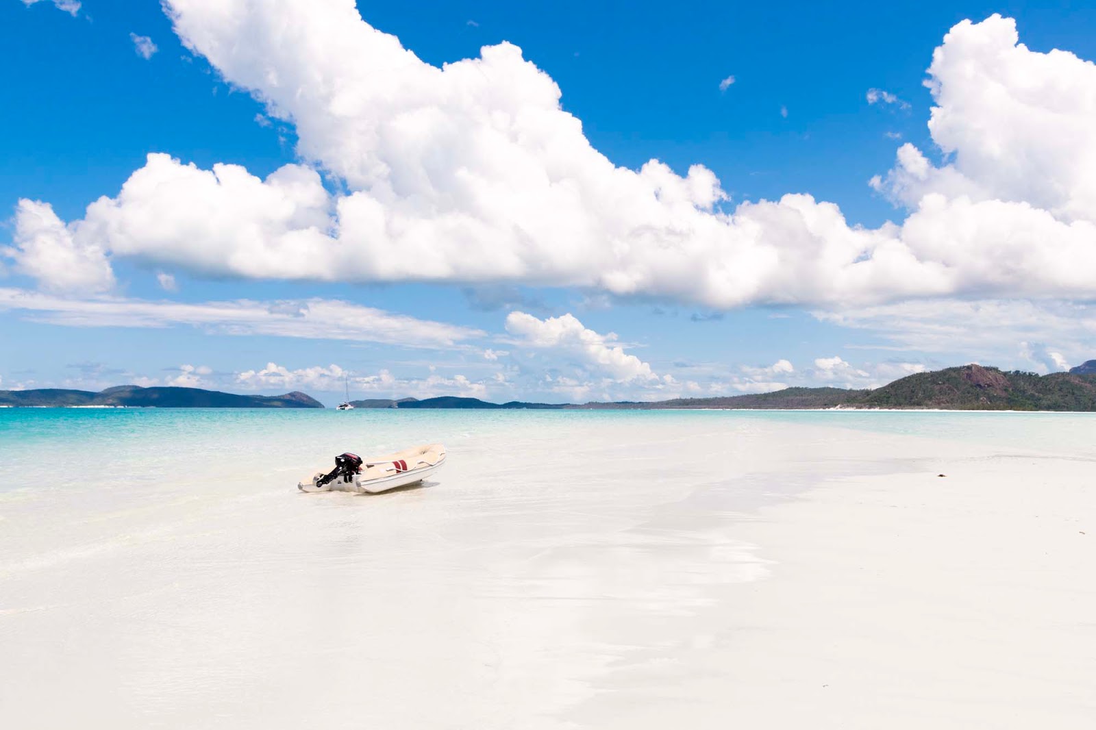 Canada has a large domestic and foreign tourism industry. The Best Whitehaven Beach Tour With Cruise Whitsundays Explore Shaw