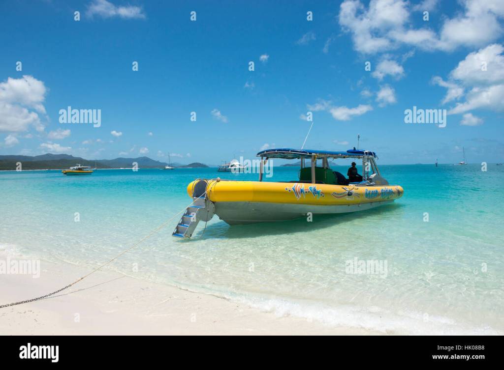Exploring Airlie Beach Boat To Whitehaven&nbsp;Package